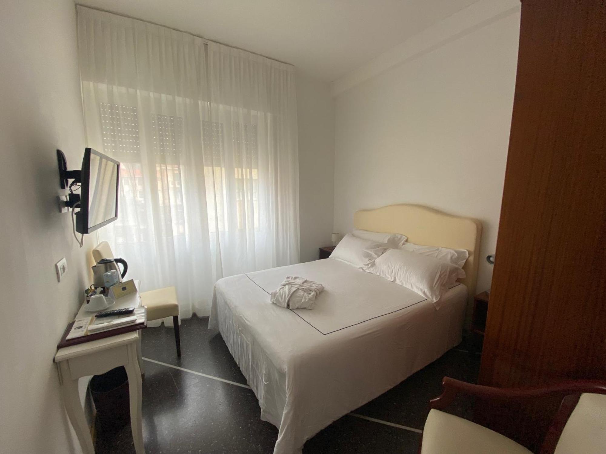Hotel Internazionale Финале Лигуре Экстерьер фото